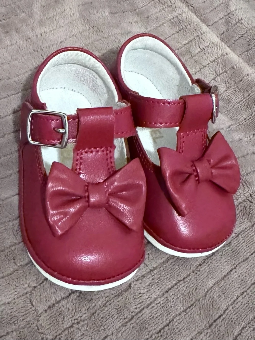 Minnie Bow Leather Mary Jane (Baby) Shoes Red